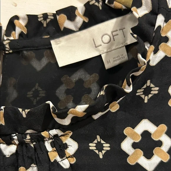 LOFT Black and Cream Blouse - Picture 2 of 4